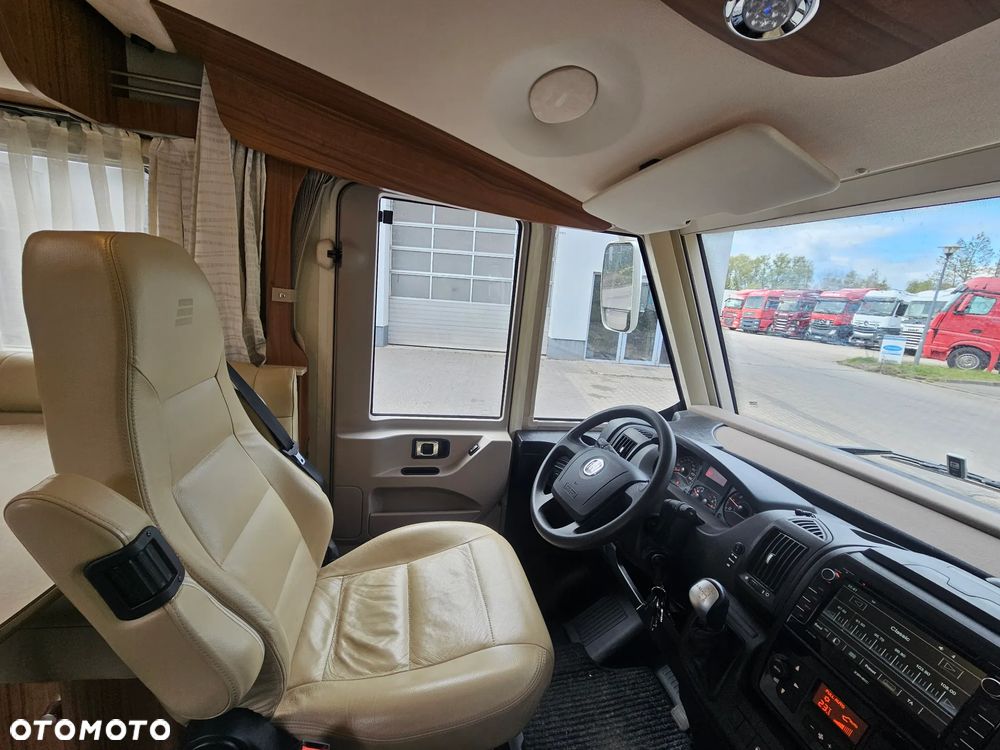 Hymer-Eriba B778PL B 778 3 Osie Automat 4 osobowy HYMER INTEGRA - 36