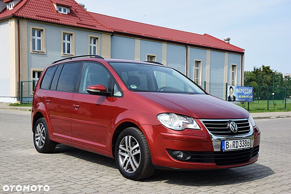 Volkswagen Touran 1.4 TSI DSG Conceptline - 5