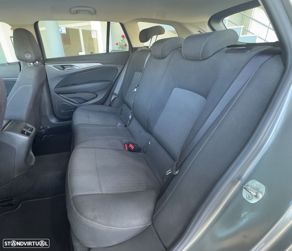 Opel Insignia Sports Tourer 1.6 CDTi Innovation - 8