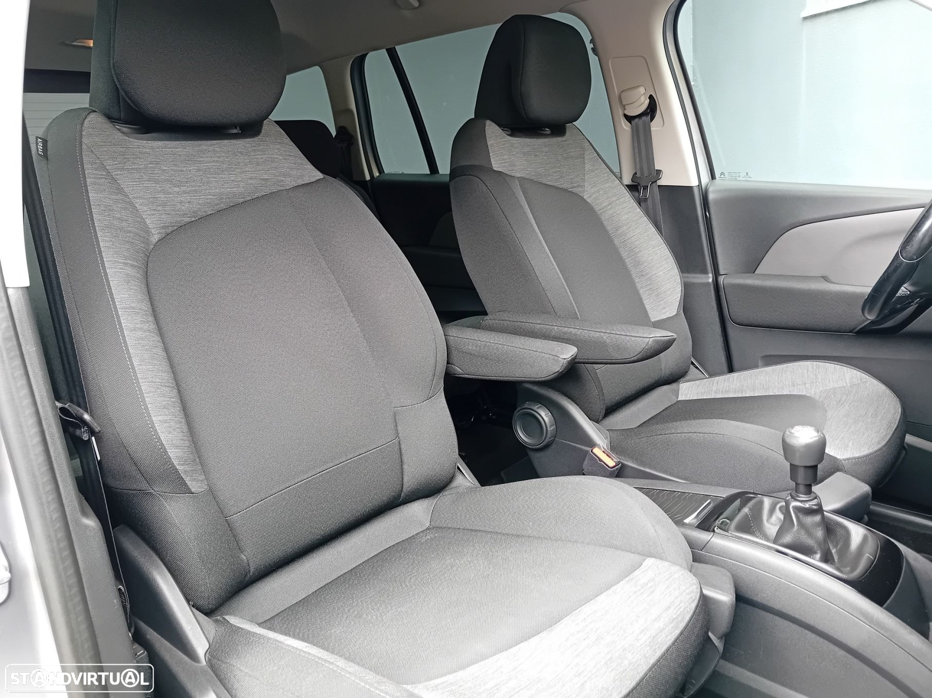 Citroën C4 Grand Picasso 1.2 PureTech Intensive J17 - 11