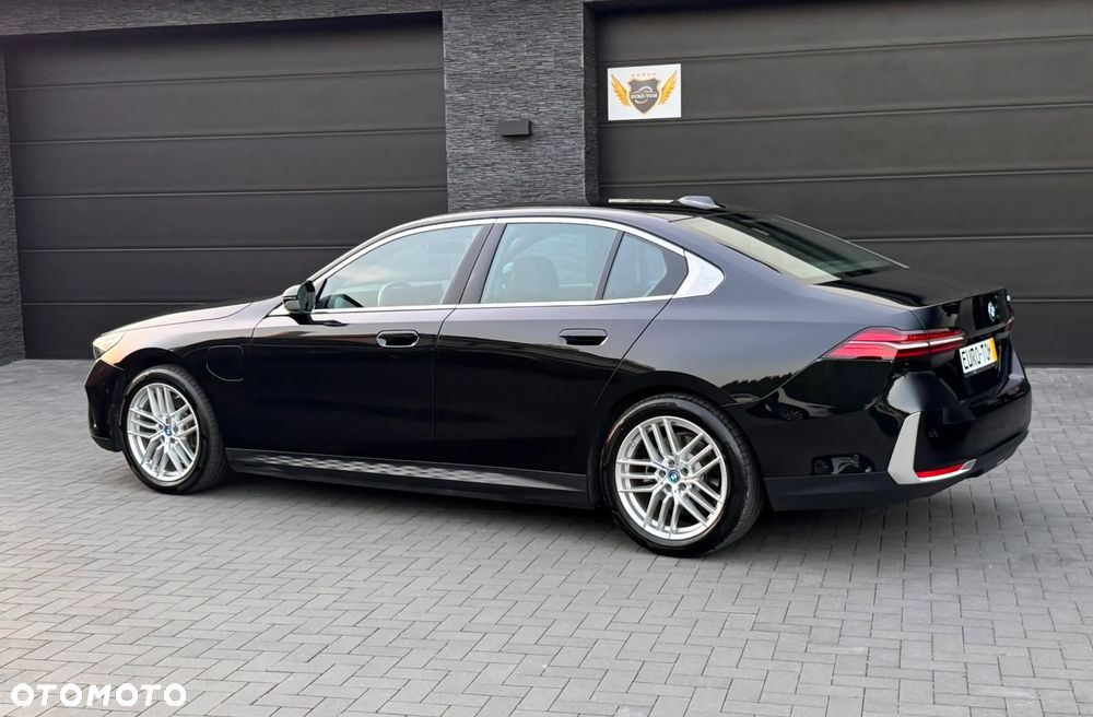 BMW Seria 5 530e - 3
