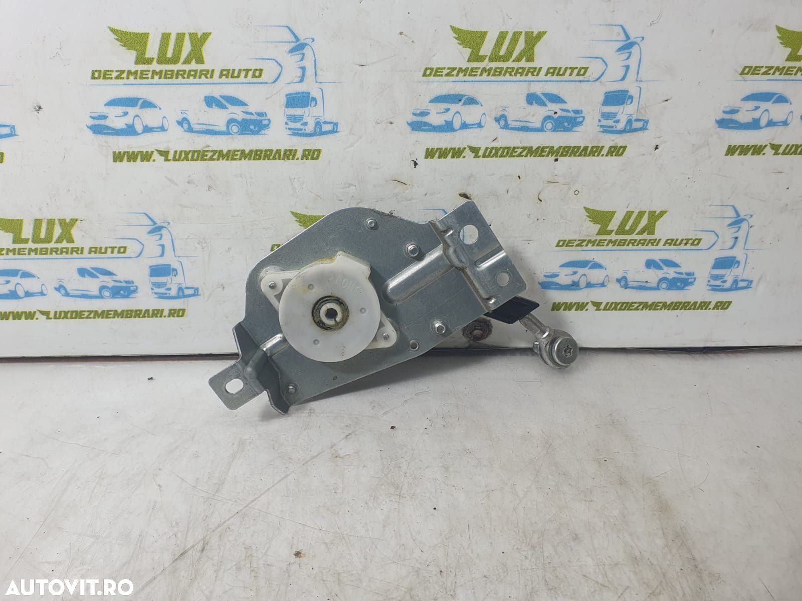 Balama haion dreapta Mitsubishi Outlander 2  [din 2005 pana  2009] SU - 1