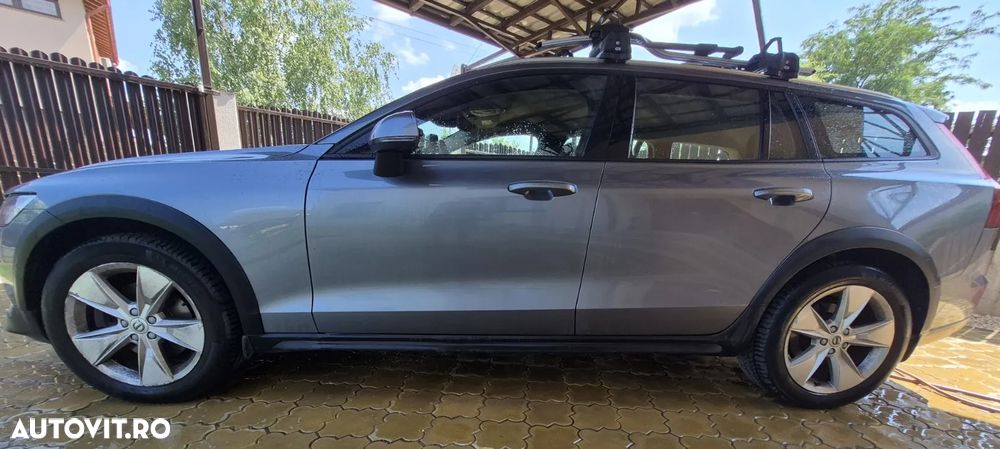 Volvo V60 D4 AWD Momentum - 1