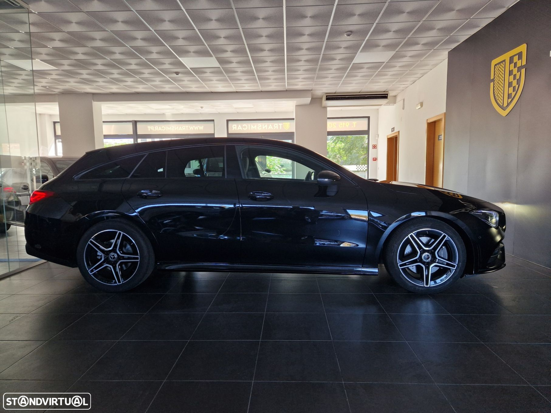 Mercedes-Benz CLA 200 Shooting Brake AMG Line Aut. - 3
