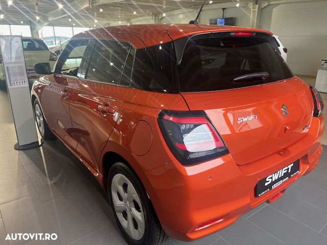 Suzuki Swift 1.2 Dualjet 12V CVT MHEV Passion - 3