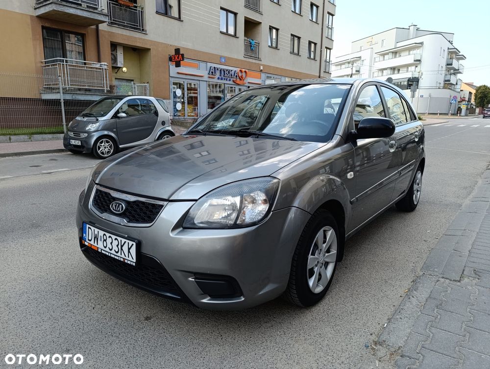 Kia Rio 1.4 Family - 2