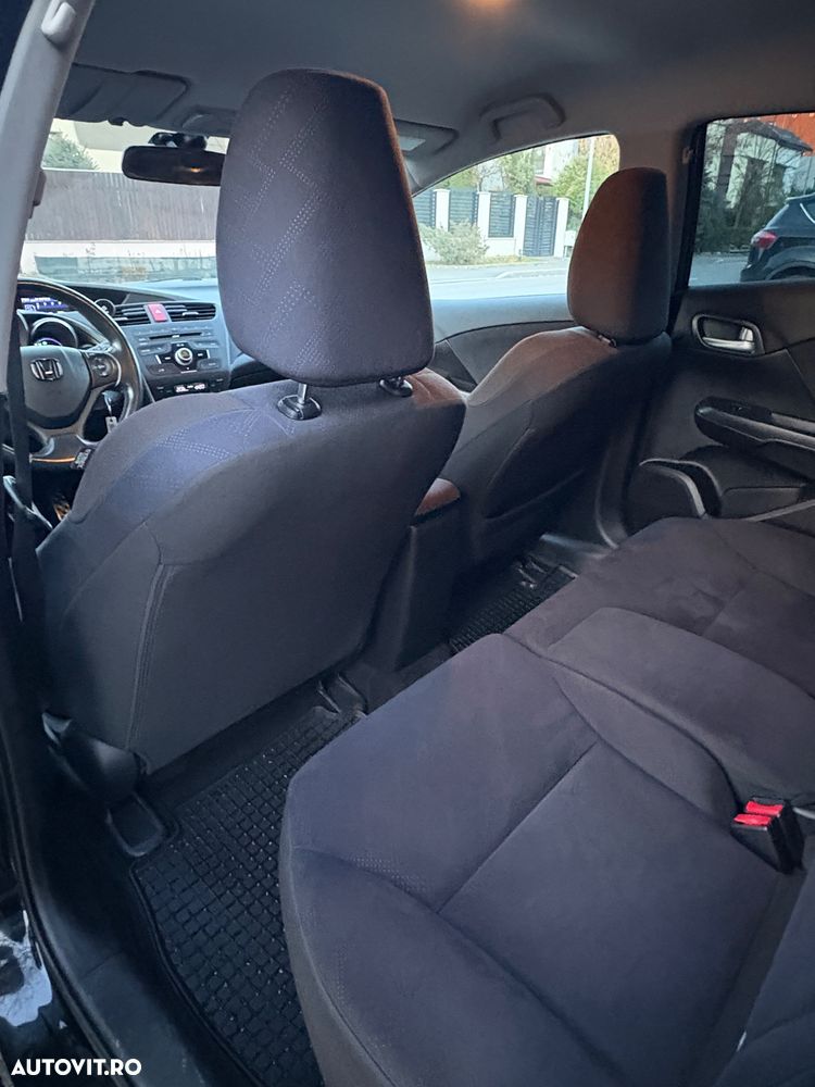 Honda Civic 1.8i Sport - 8