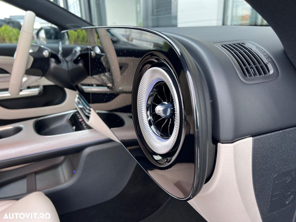 Mercedes-Benz CLA - 17