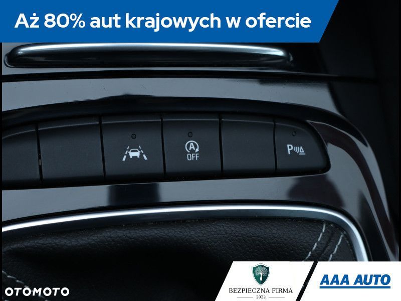 Opel Insignia - 21