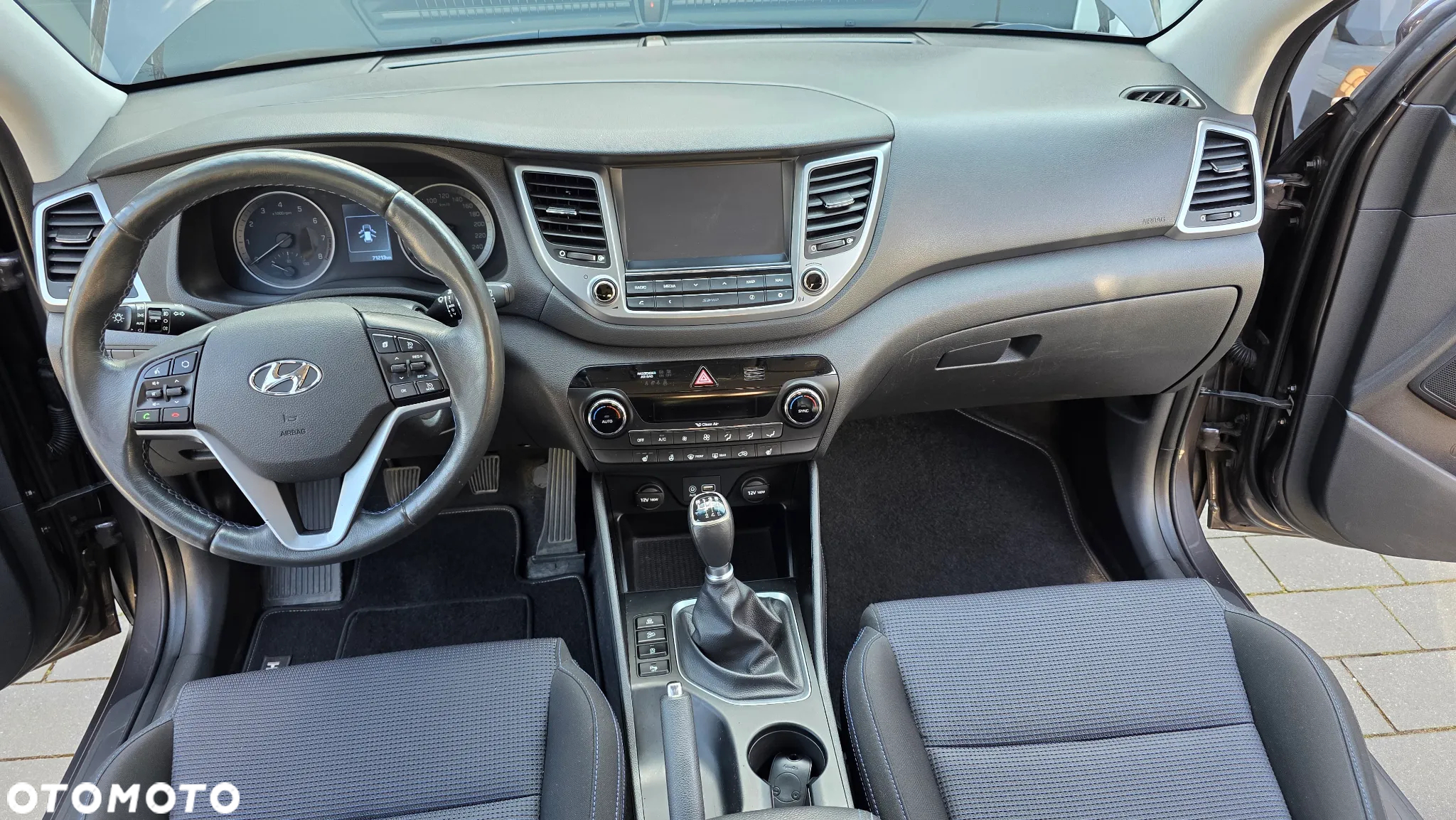 Hyundai Tucson 1.6 GDi 2WD Style - 11