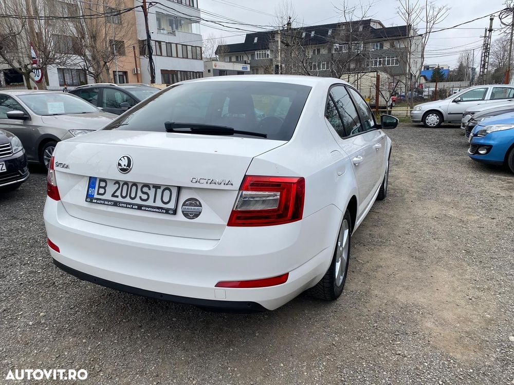 Skoda Octavia 1.6 TDI Style - 10