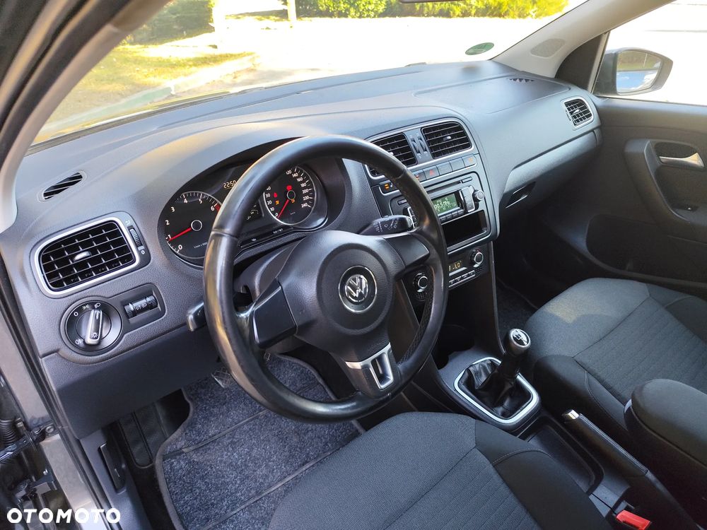 Volkswagen Polo 1.2 Comfortline - 31