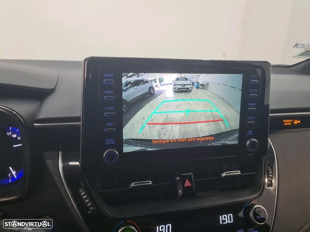 Toyota Corolla Touring Sports 1.8 Hybrid Comfort+P.Sport - 8