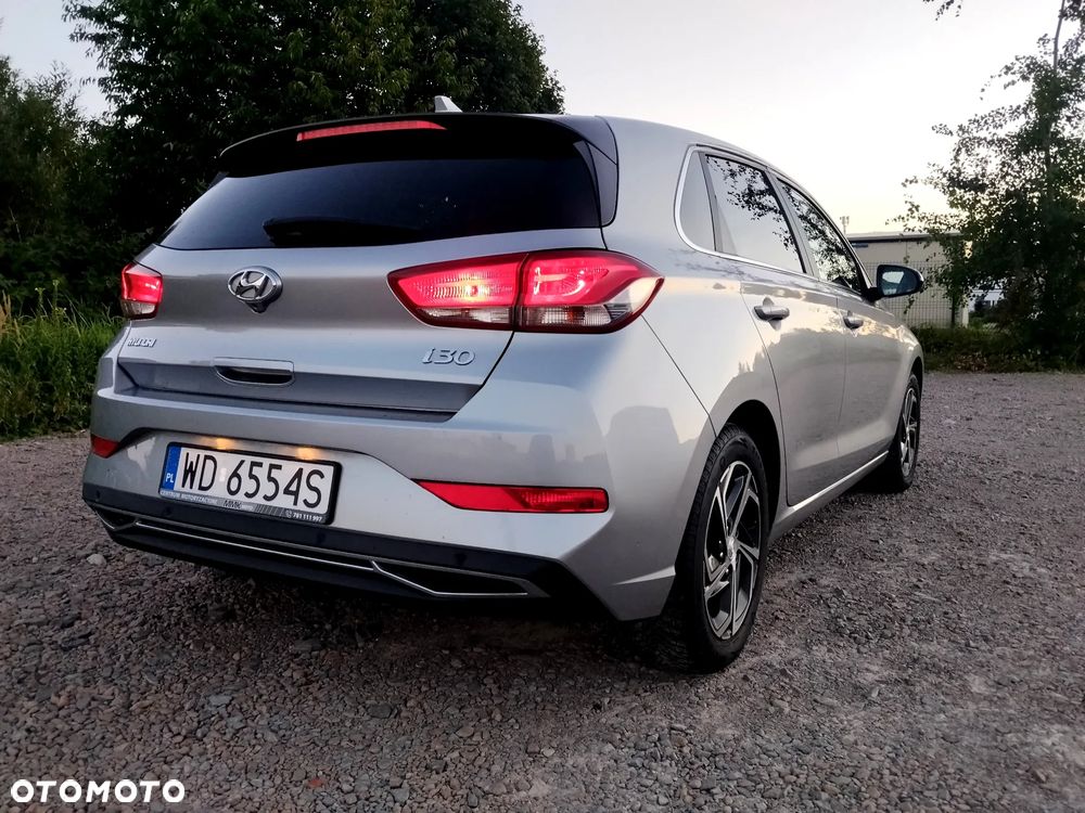 Hyundai i30 1.5 DPI Smart - 9