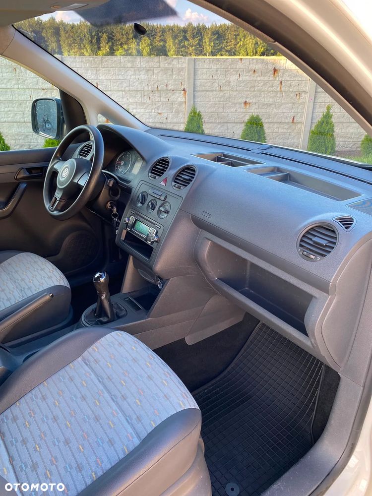 Volkswagen Caddy - 23