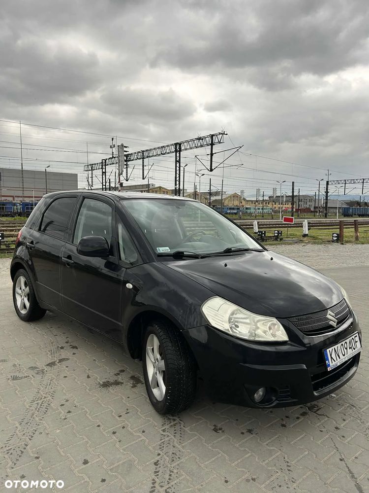 Suzuki SX4 - 1