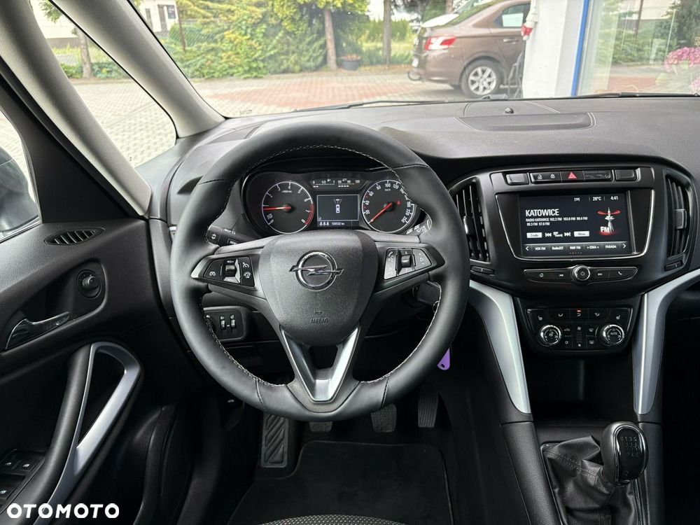 Opel Zafira - 20