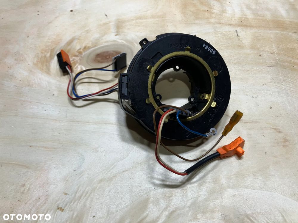 TAŚMA ZWIJAK KIEROWNICY BMW E36 E34 E38 E39 JEDEN NABÓJ PRZED LIFT 1162111