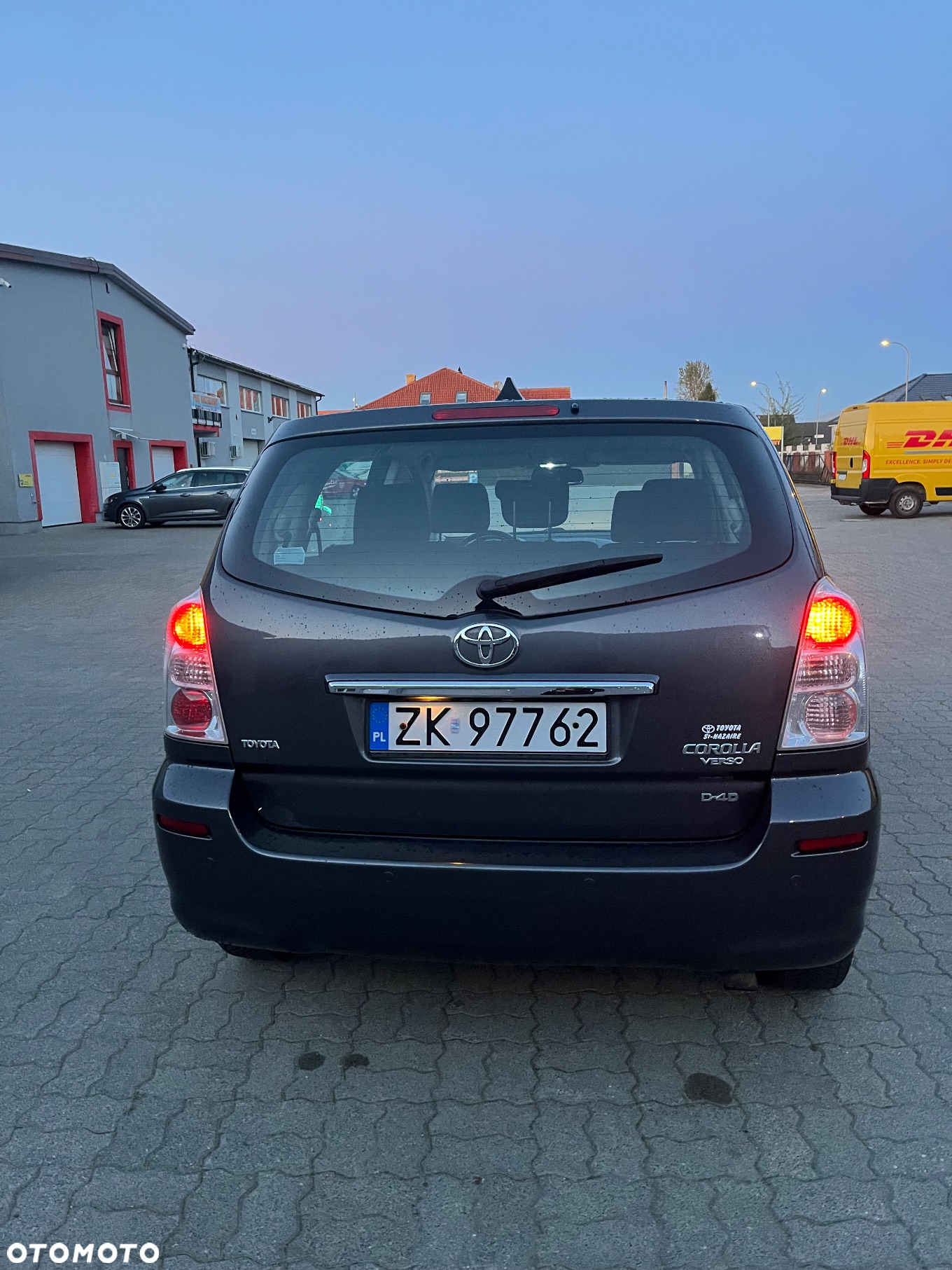 Toyota Corolla Verso 2.2 D-4D Sol + 7os - 8