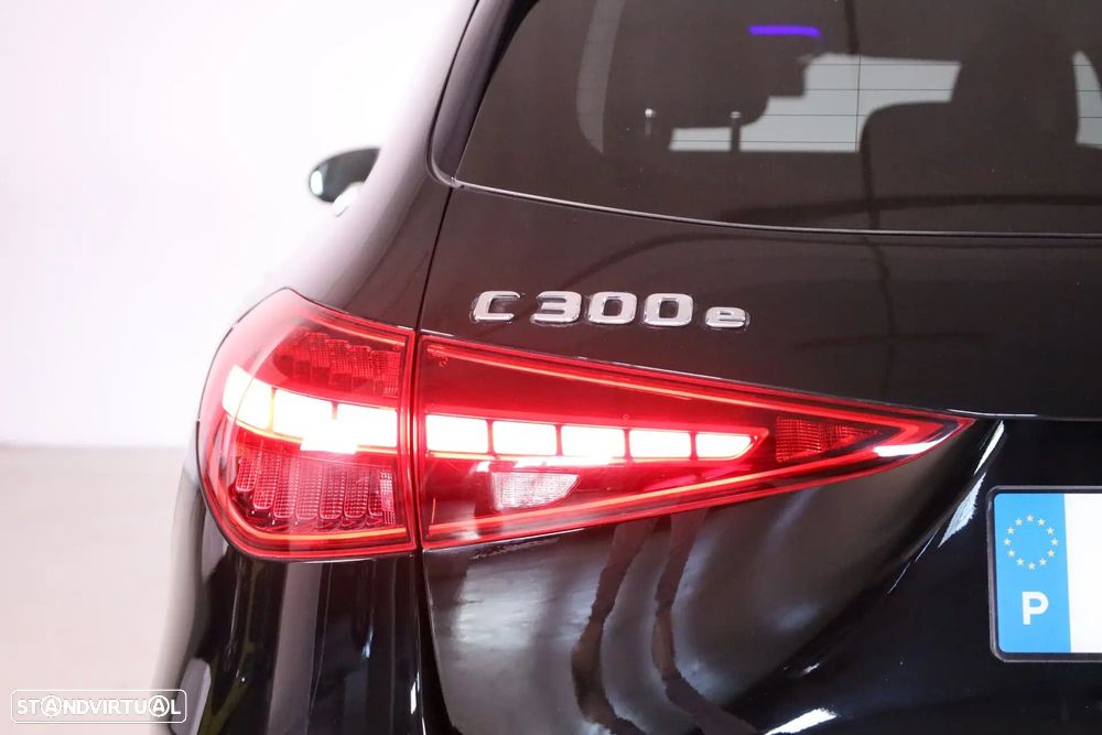 Mercedes-Benz C 300 e T 9G-TRONIC Avantgarde - 19
