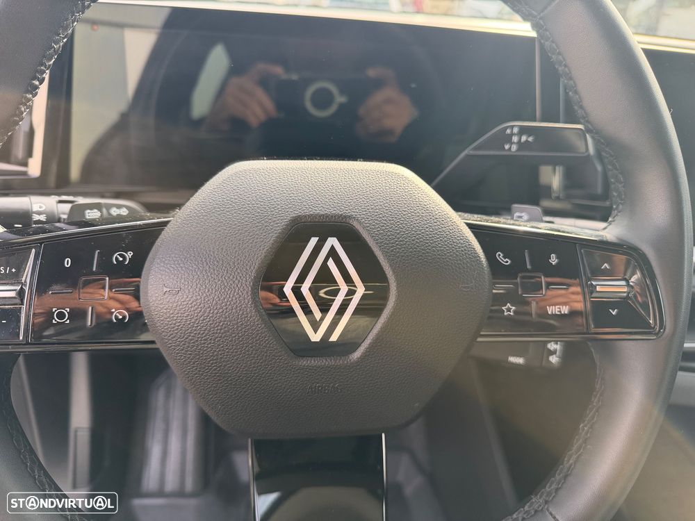 Renault Mégane E-Tech - 16