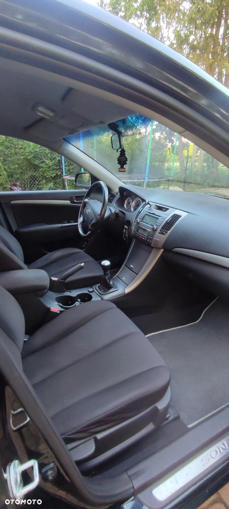 Hyundai Sonata 2.0 Style - 12