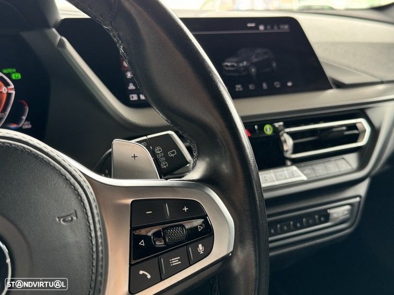 BMW 120 d Pack Desportivo M - 12