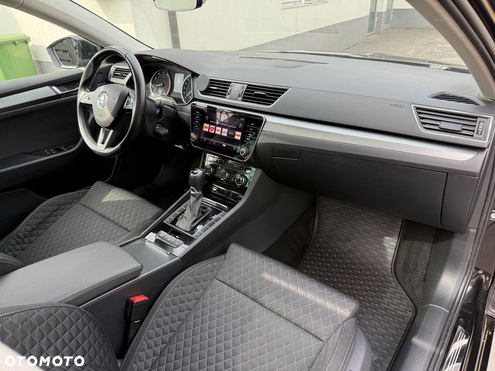 Skoda Superb 1.8 TSI DSG Style - 31