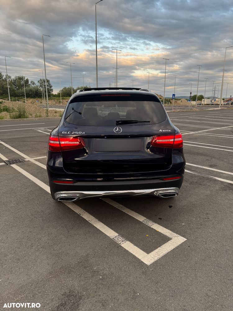 Mercedes-Benz GLC 250 d 4MATIC - 4