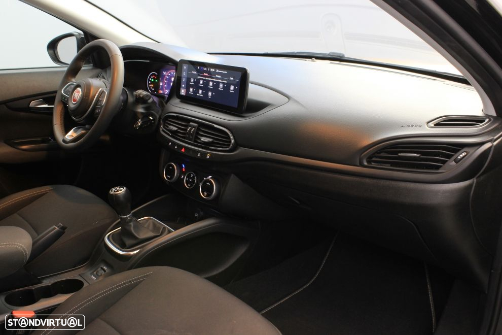 Fiat Tipo Station Wagon Cross - 22