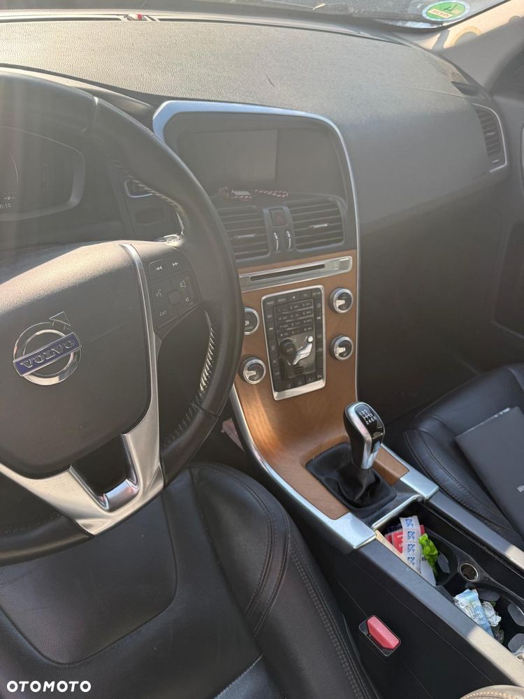 Volvo XC 60 D3 Drive-E Summum - 4
