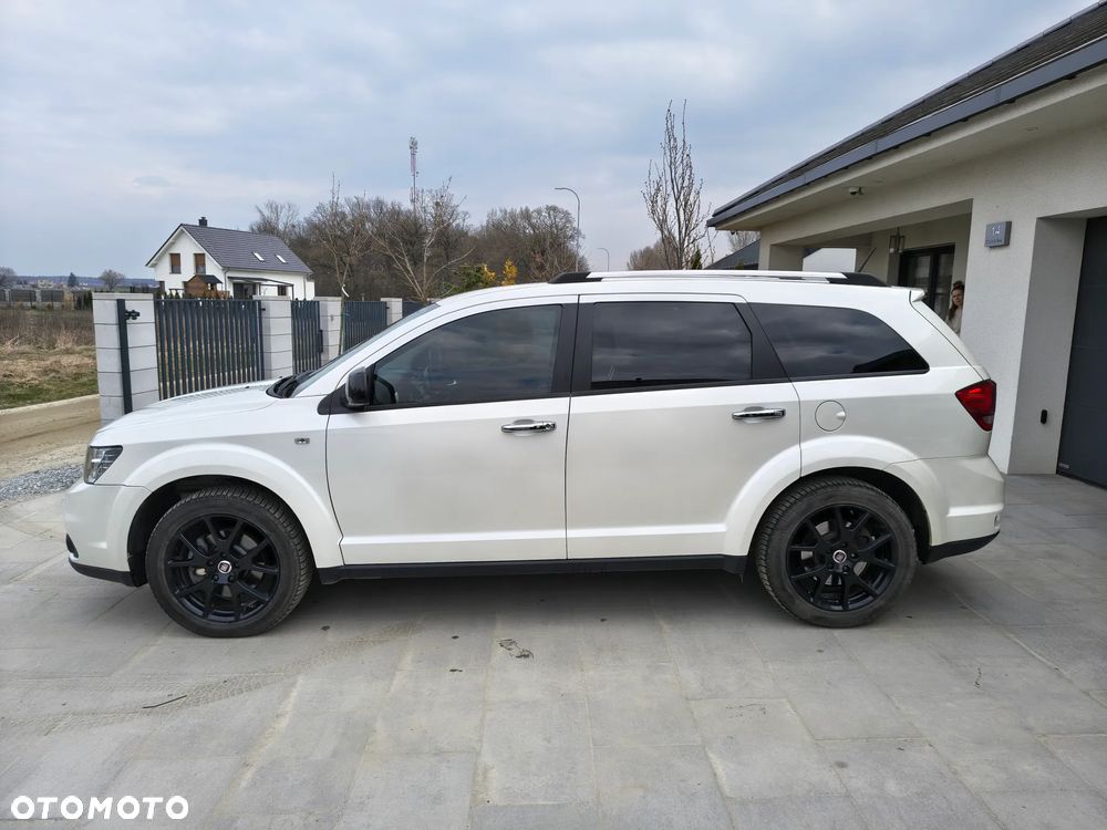 Fiat Freemont 2.0 Multijet Black Code AWD - 1