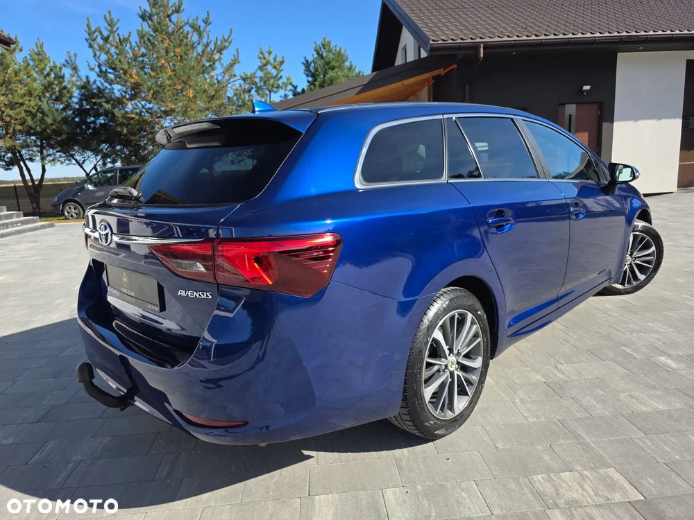 Toyota Avensis 2.0 D-4D Premium - 16
