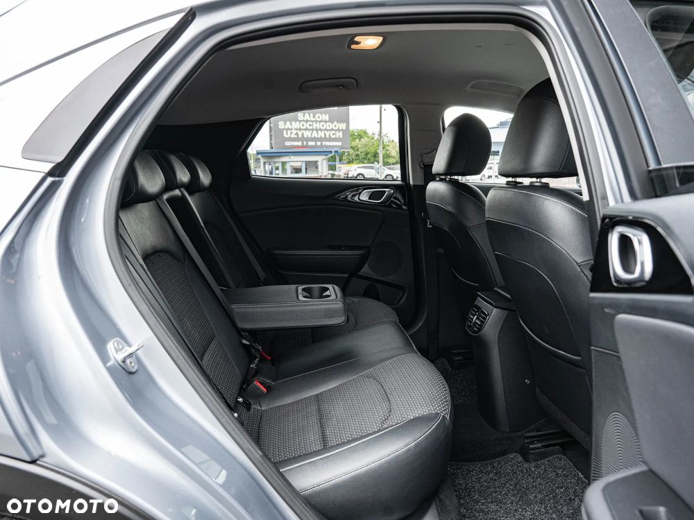Kia XCeed 1.5 T-GDI Prestige Line DCT - 30