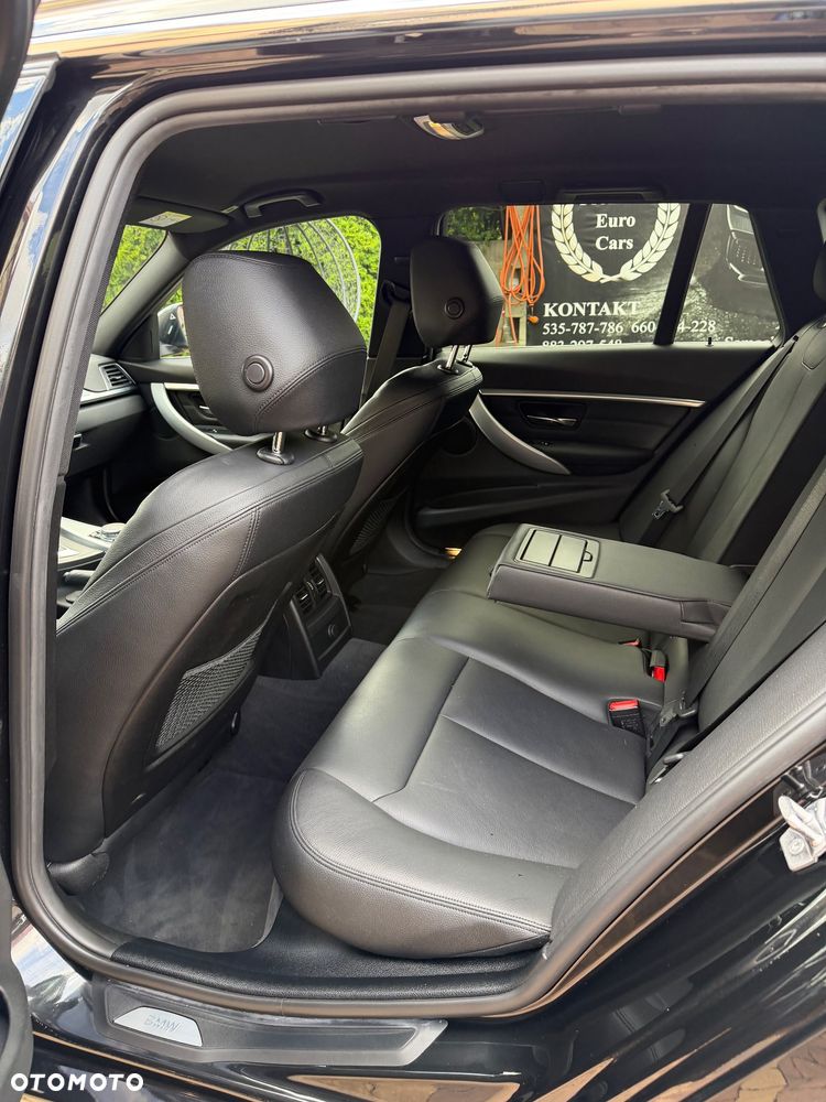 BMW Seria 3 320d Efficient Dynamics Edition Luxury Line - 24