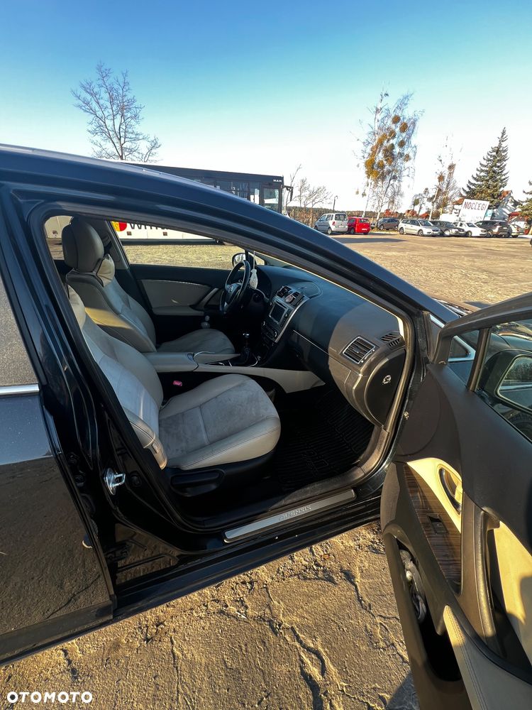 Toyota Avensis 2.0 D-4D Premium - 6