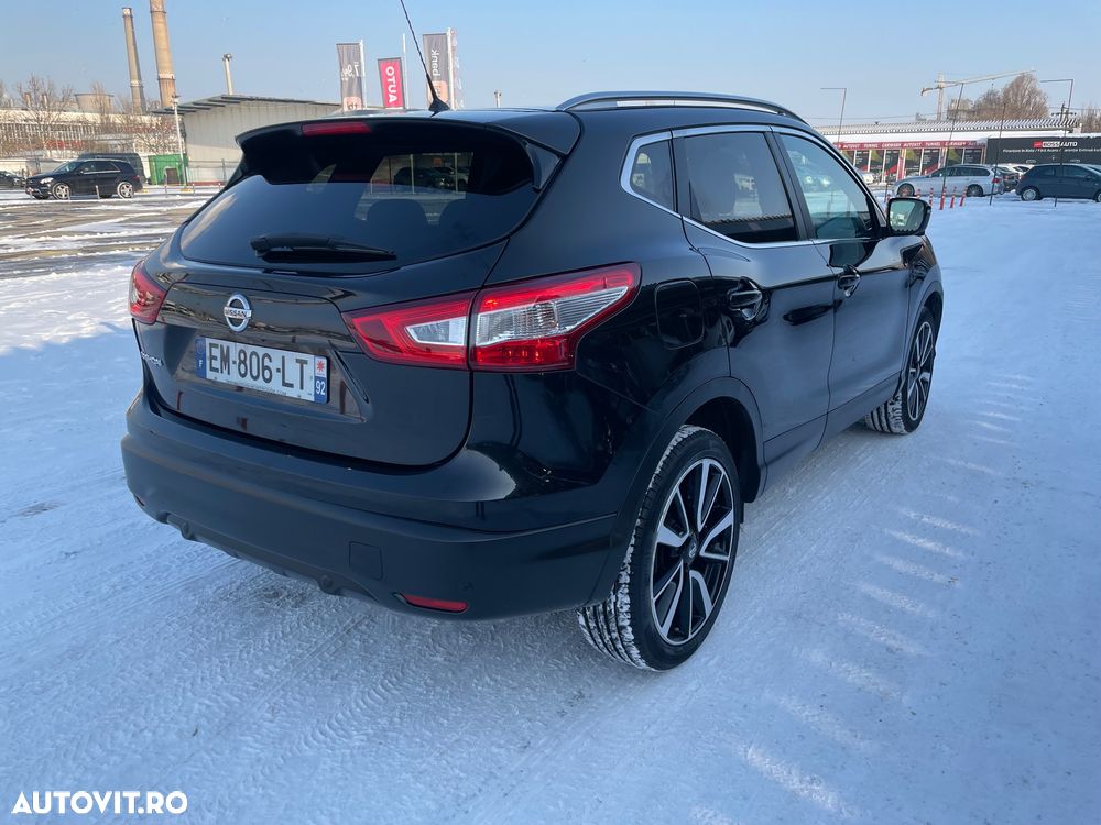 Nissan Qashqai 1.6 DCI Xtronic TEKNA - 18