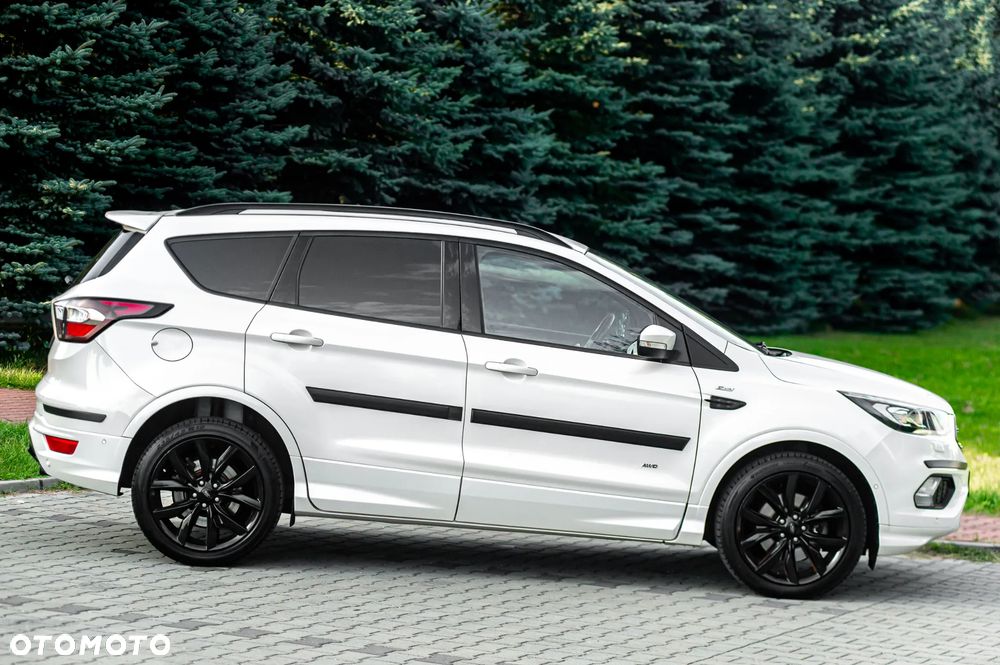 Ford Kuga 2.0 TDCi AWD ST-Line - 4