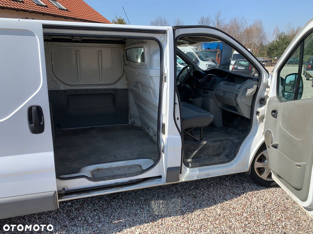 Renault Trafic - 12