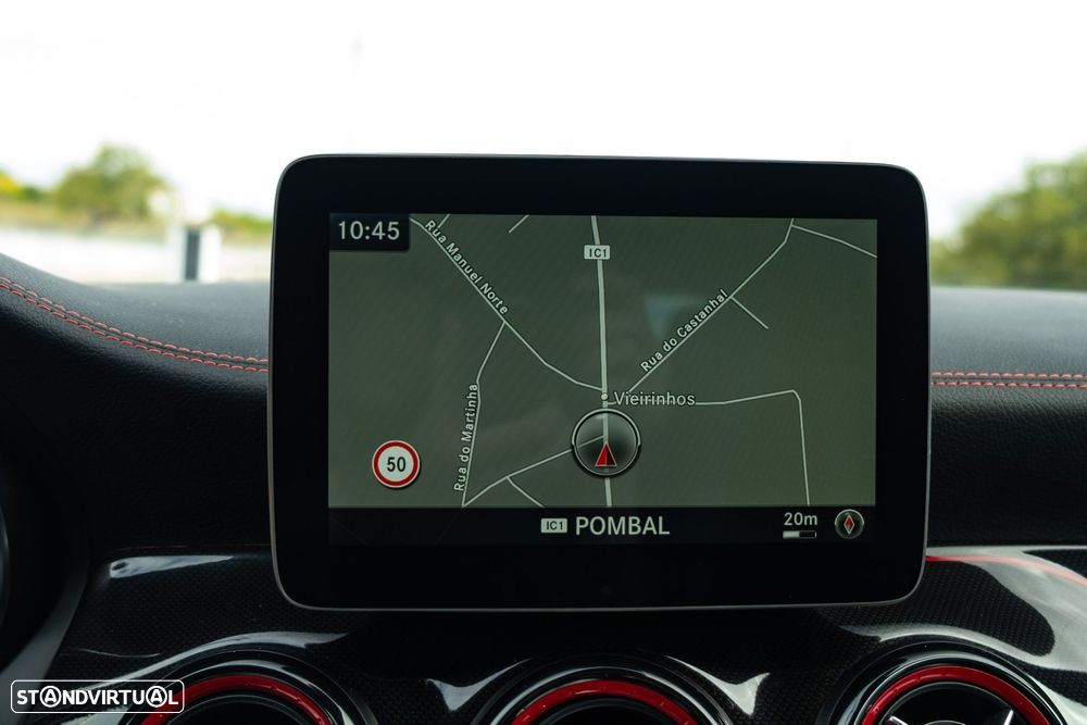 Mercedes-Benz GLA 45 AMG 4-Matic - 25