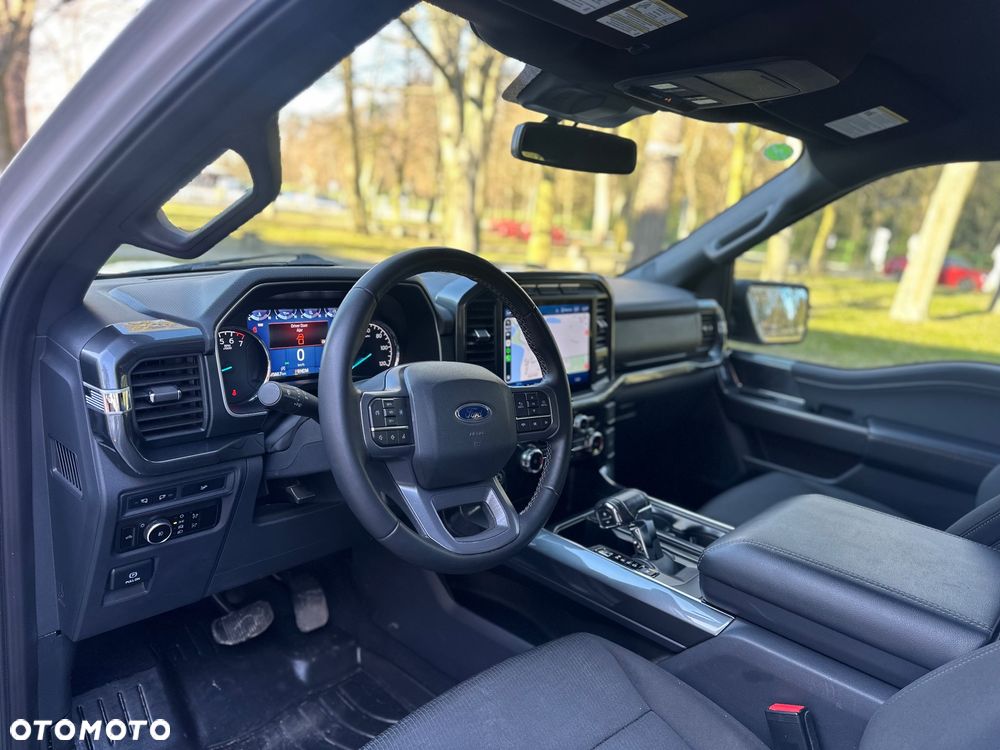 Ford F150 - 8