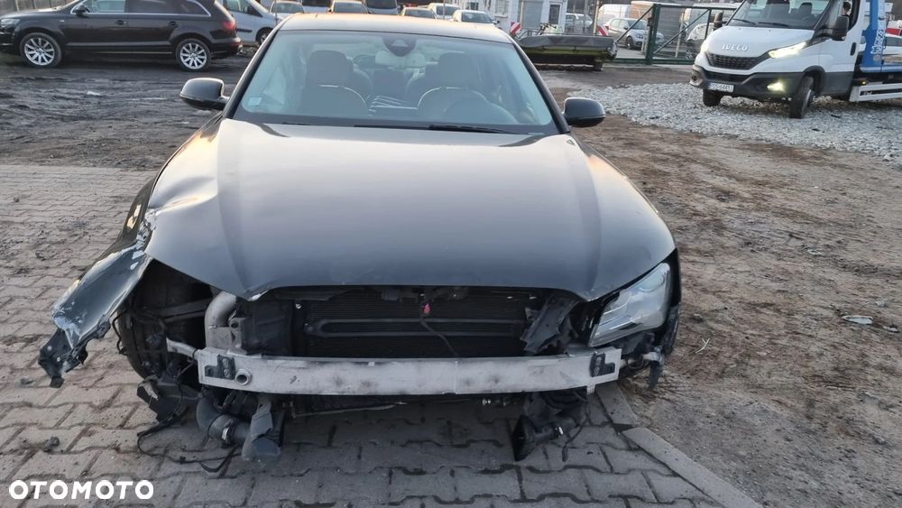 Audi A8 3.0 TDI DPF quattro - 15