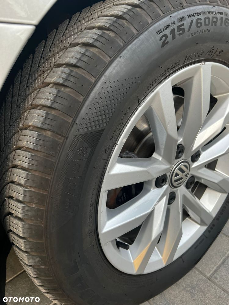 Volkswagen Passat 2.0 TDI BMT Comfortline DSG - 9