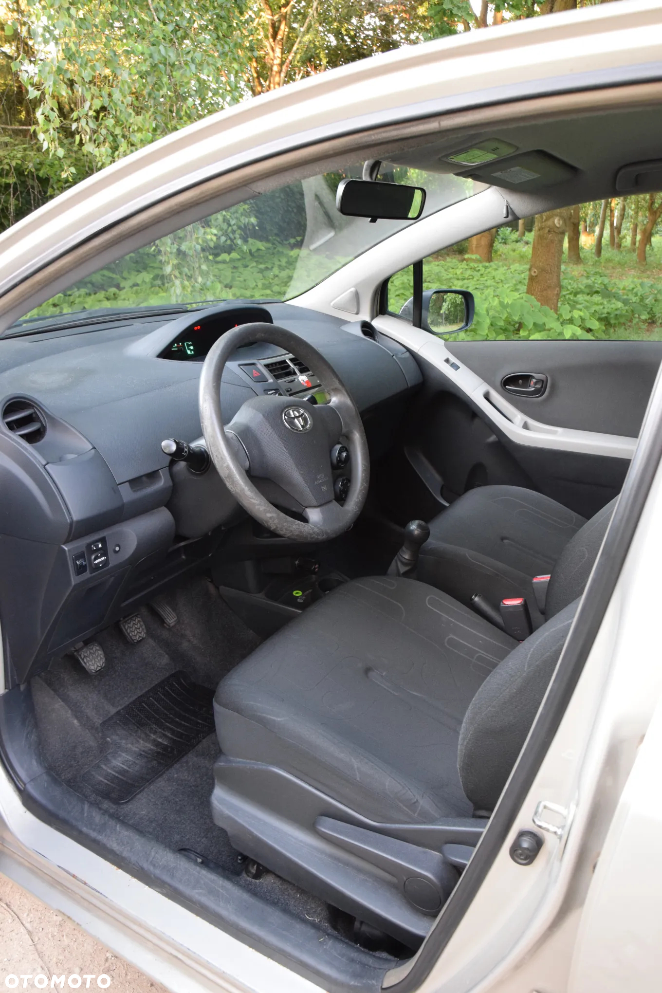 Toyota Yaris 1.0 Luna A/C - 5