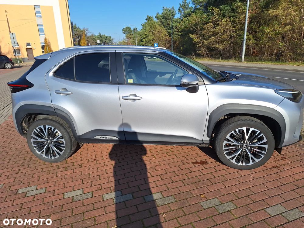 Toyota Yaris Cross Hybrid 1.5 Executive - 3