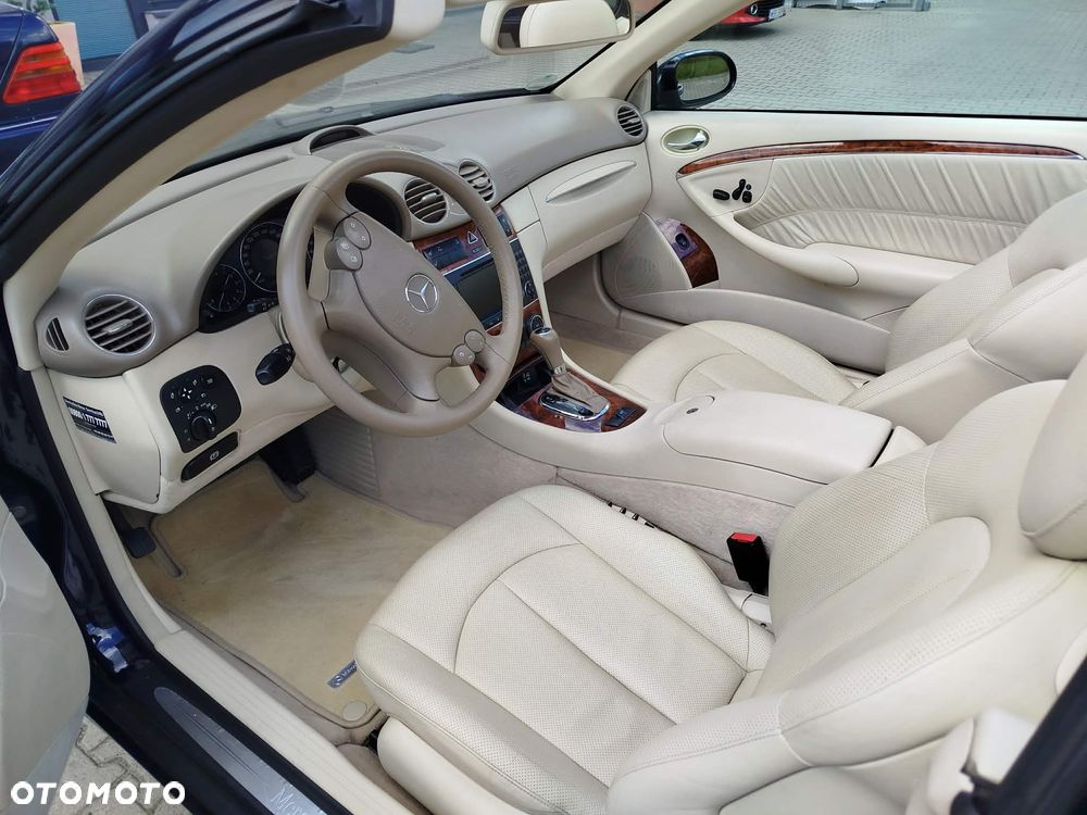 Mercedes-Benz CLK 350 Elegance - 8