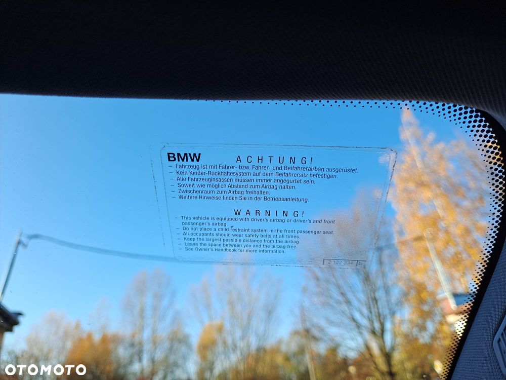 BMW Seria 3 325i - 28