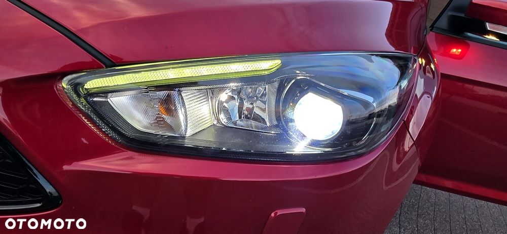 Ford Focus 1.0 EcoBoost ST-Line Red ASS - 22