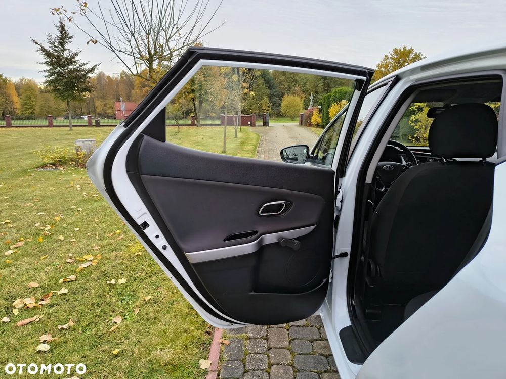 Kia Ceed 1.4 CRDi 90 Vision - 11