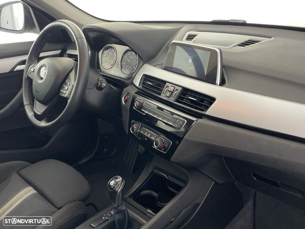 BMW X1 16 d sDrive - 23